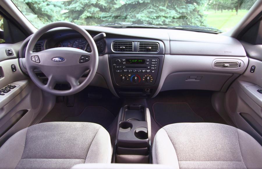  Ford Taurus 2000 года  (фото 68 из 92)